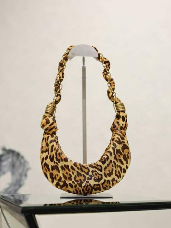 Picture of Saint Laurent Handbags _SKUfw236290331fw